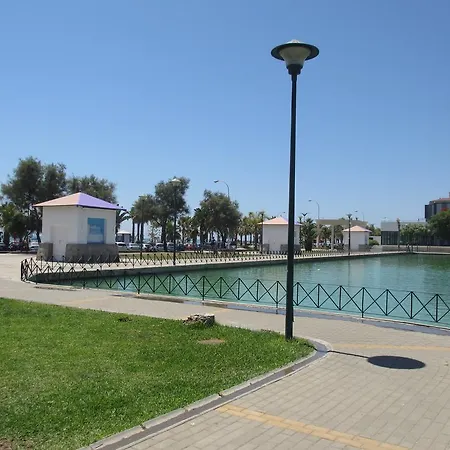 Frenta A La Playa Malaga-antonio Machado * מאלגה